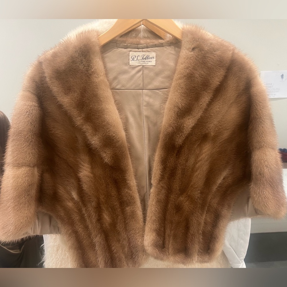RL Toliver Mink Fur Cape Stole  Bridal Wedding Evening